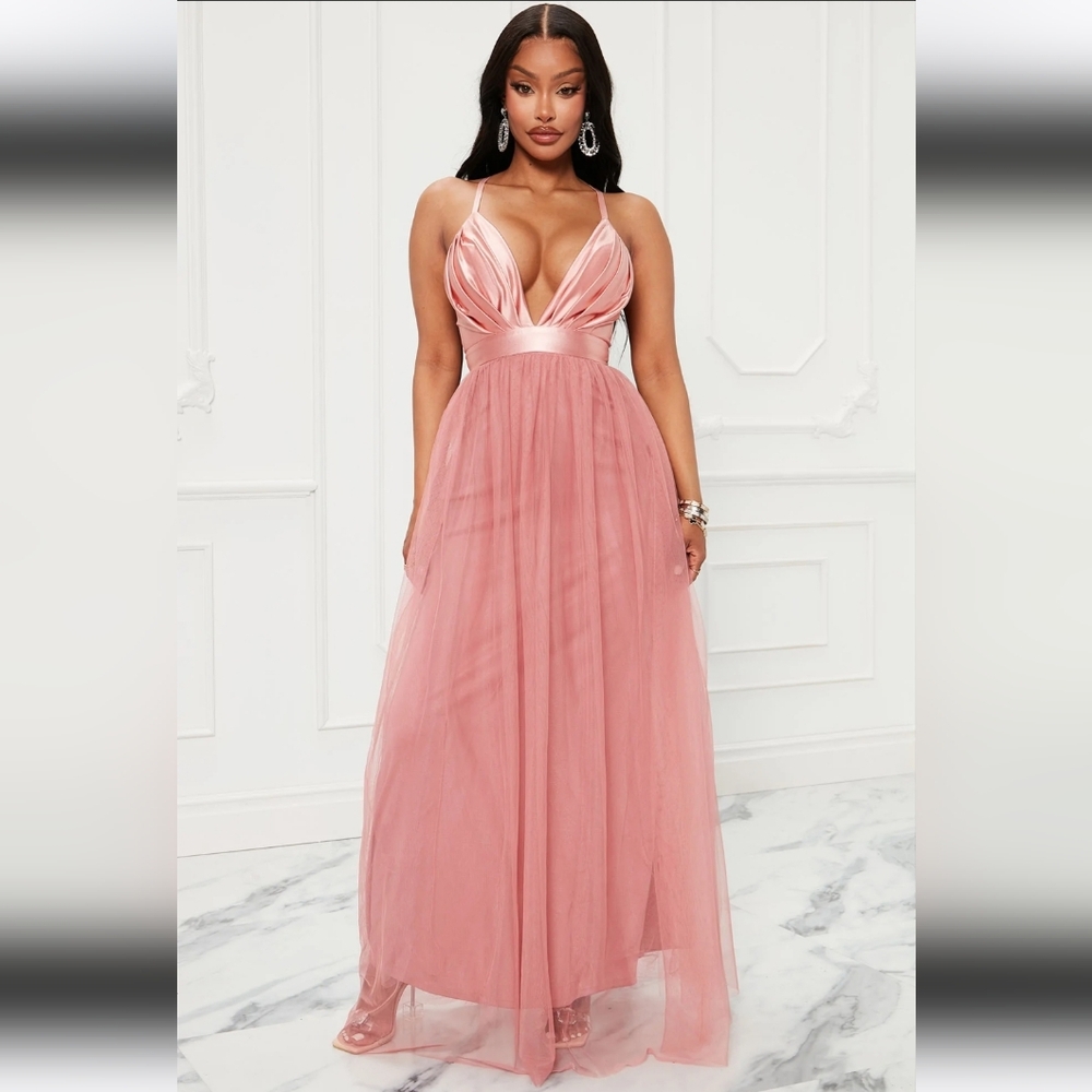 Chic Blush Maxi Dress